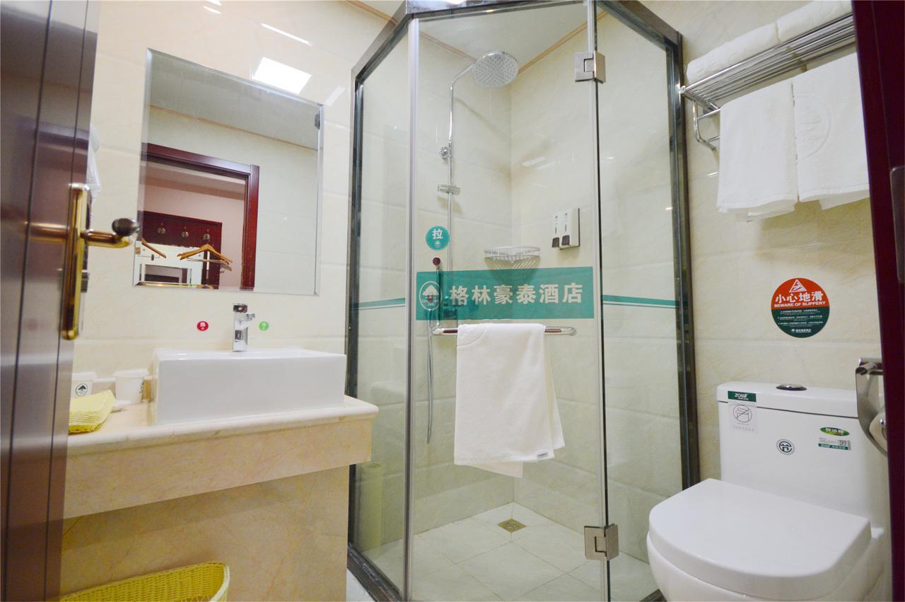 Greentree Inn Anhui Wuhu Fangte North Changjiang Road Business Hotel Extérieur photo