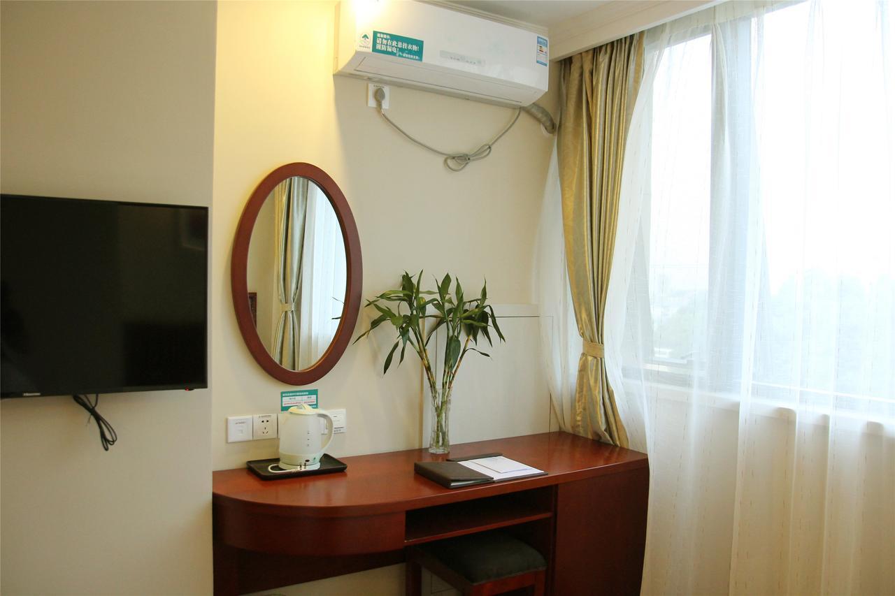 Greentree Inn Anhui Wuhu Fangte North Changjiang Road Business Hotel Extérieur photo
